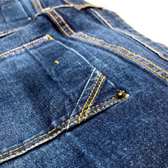 LIKE NEW R JEANS HIGH-RISE SHORTS W33 - Picture 9 of 9